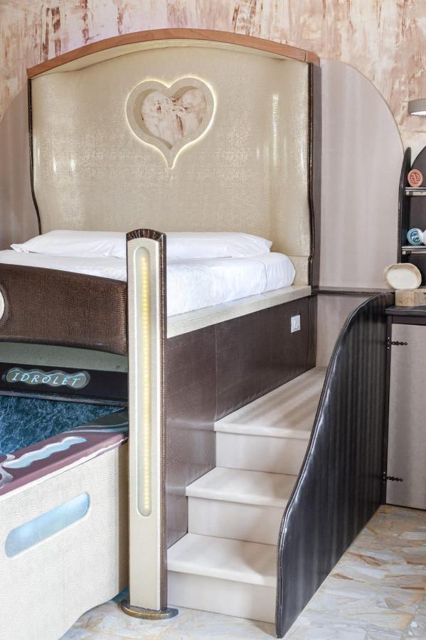 Spa B&B Roma D'Autore Il Nido D'Amore Eksteriør billede